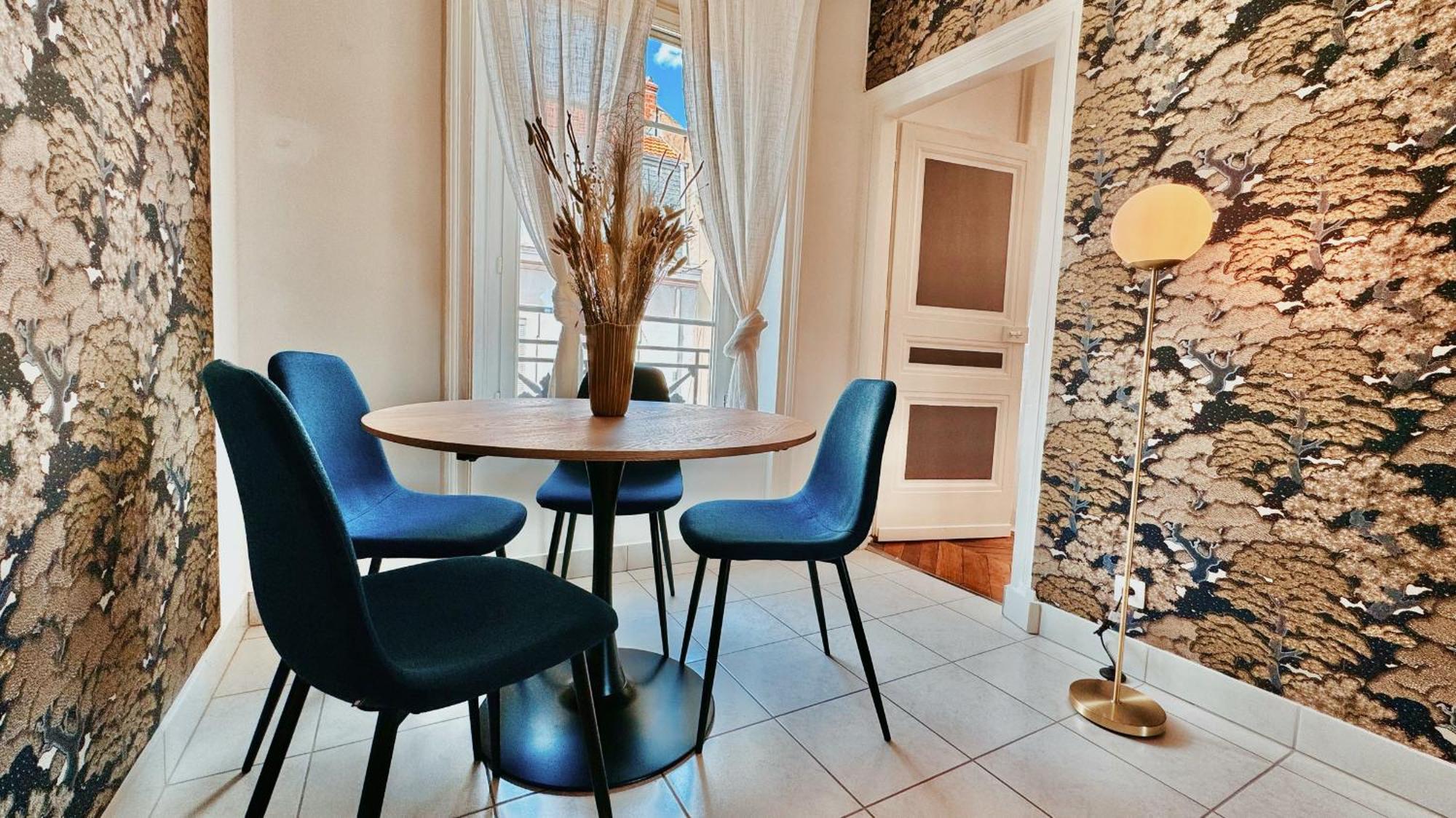 Suite Flamenco Oullins Buitenkant foto